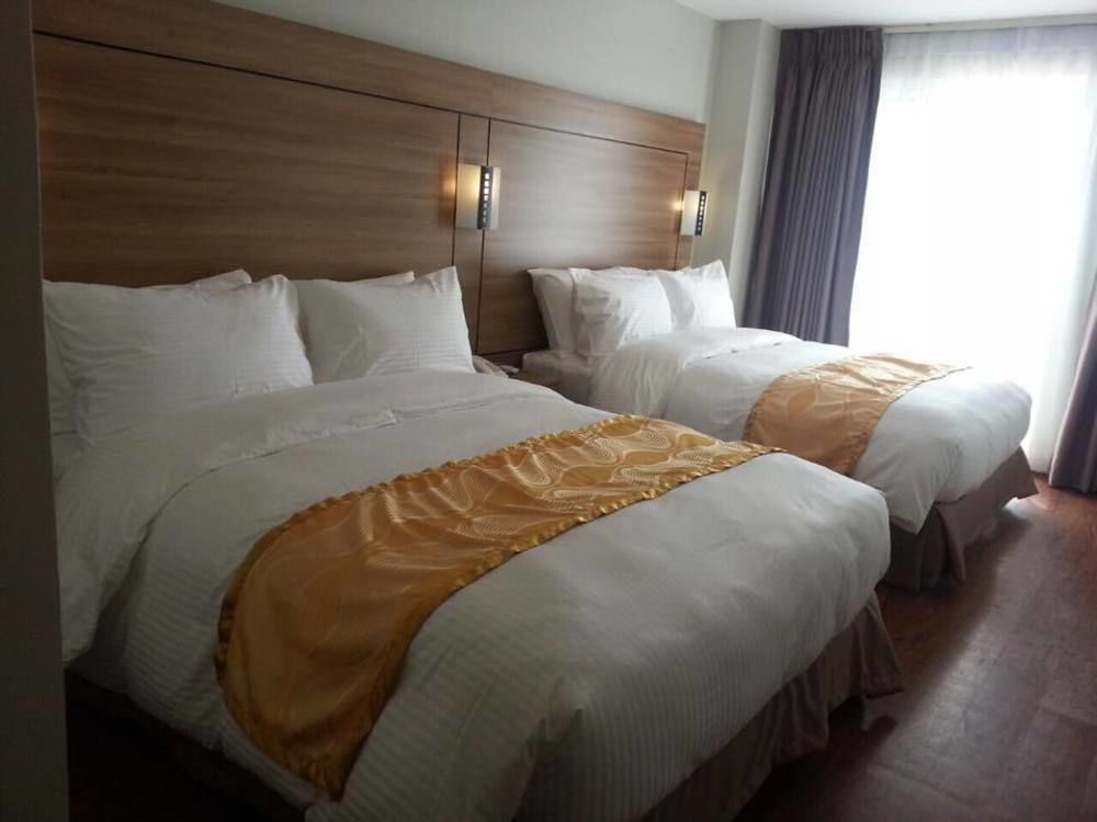 טגאיטאי Vista Real Hotel מראה חיצוני תמונה