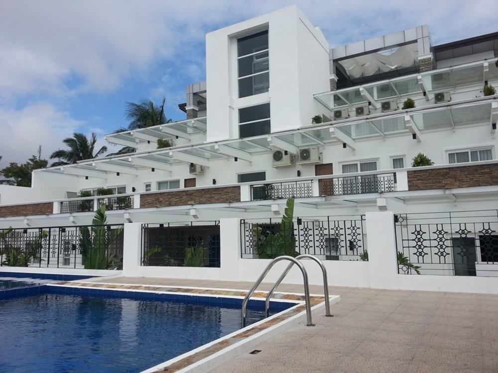 טגאיטאי Vista Real Hotel מראה חיצוני תמונה