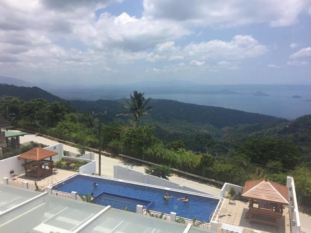 טגאיטאי Vista Real Hotel מראה חיצוני תמונה
