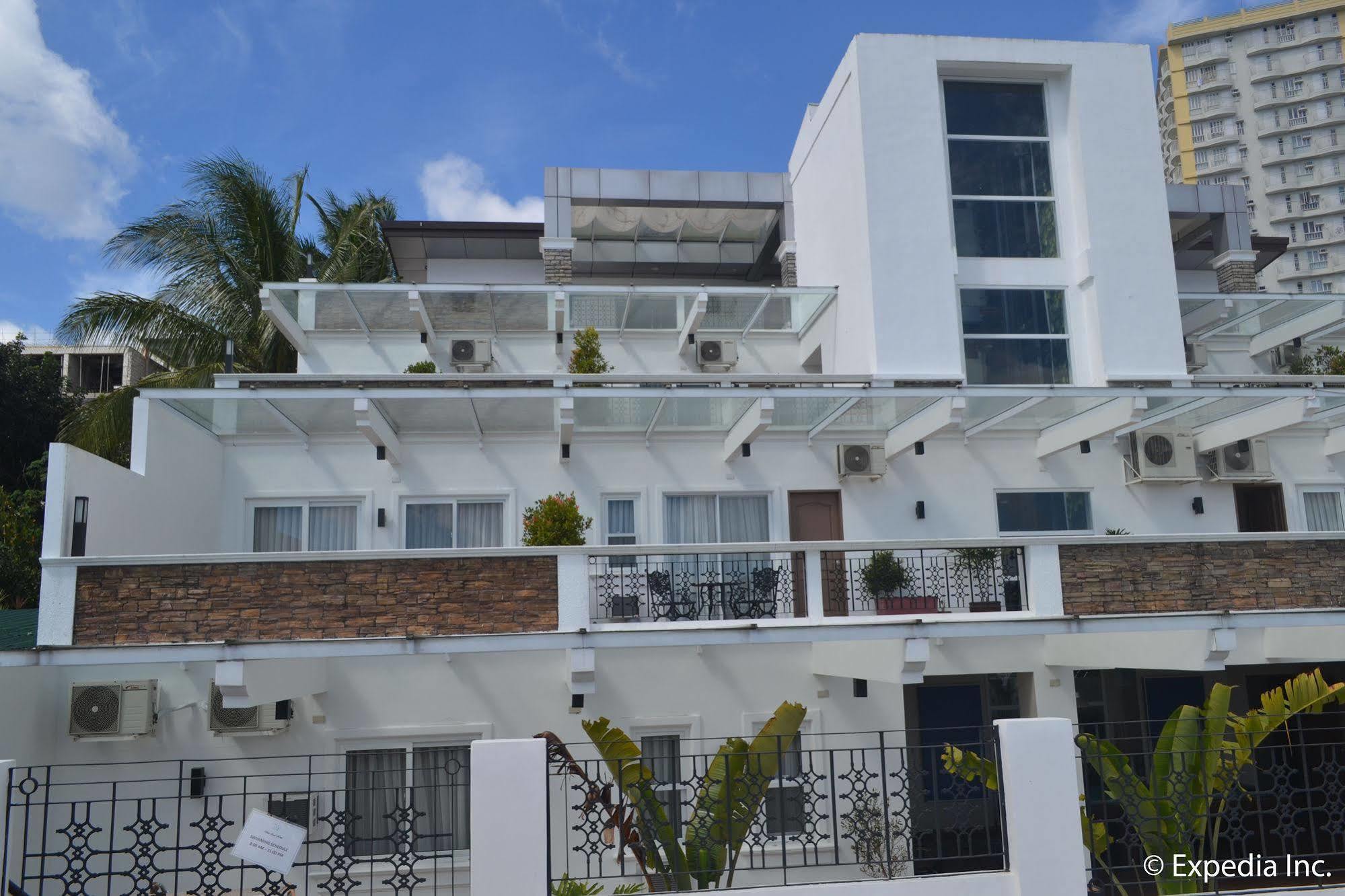 טגאיטאי Vista Real Hotel מראה חיצוני תמונה