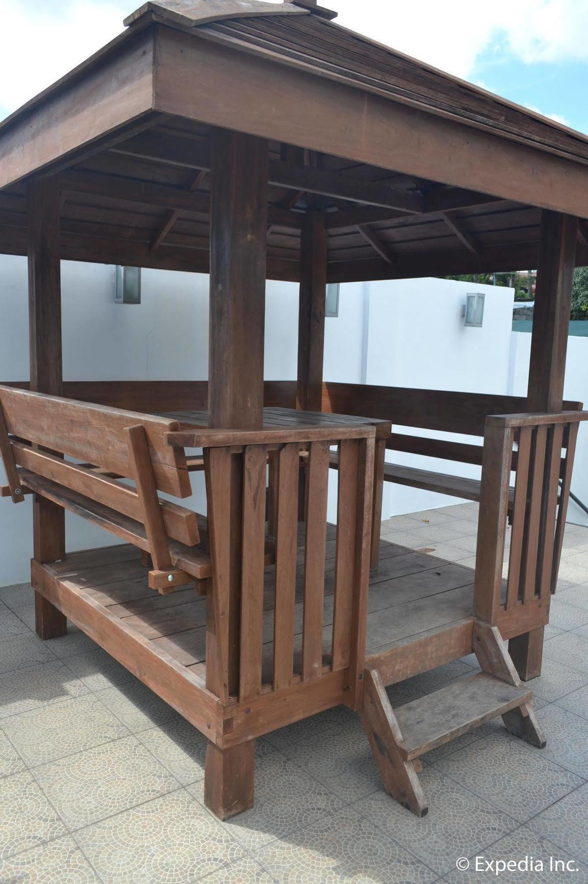 טגאיטאי Vista Real Hotel מראה חיצוני תמונה